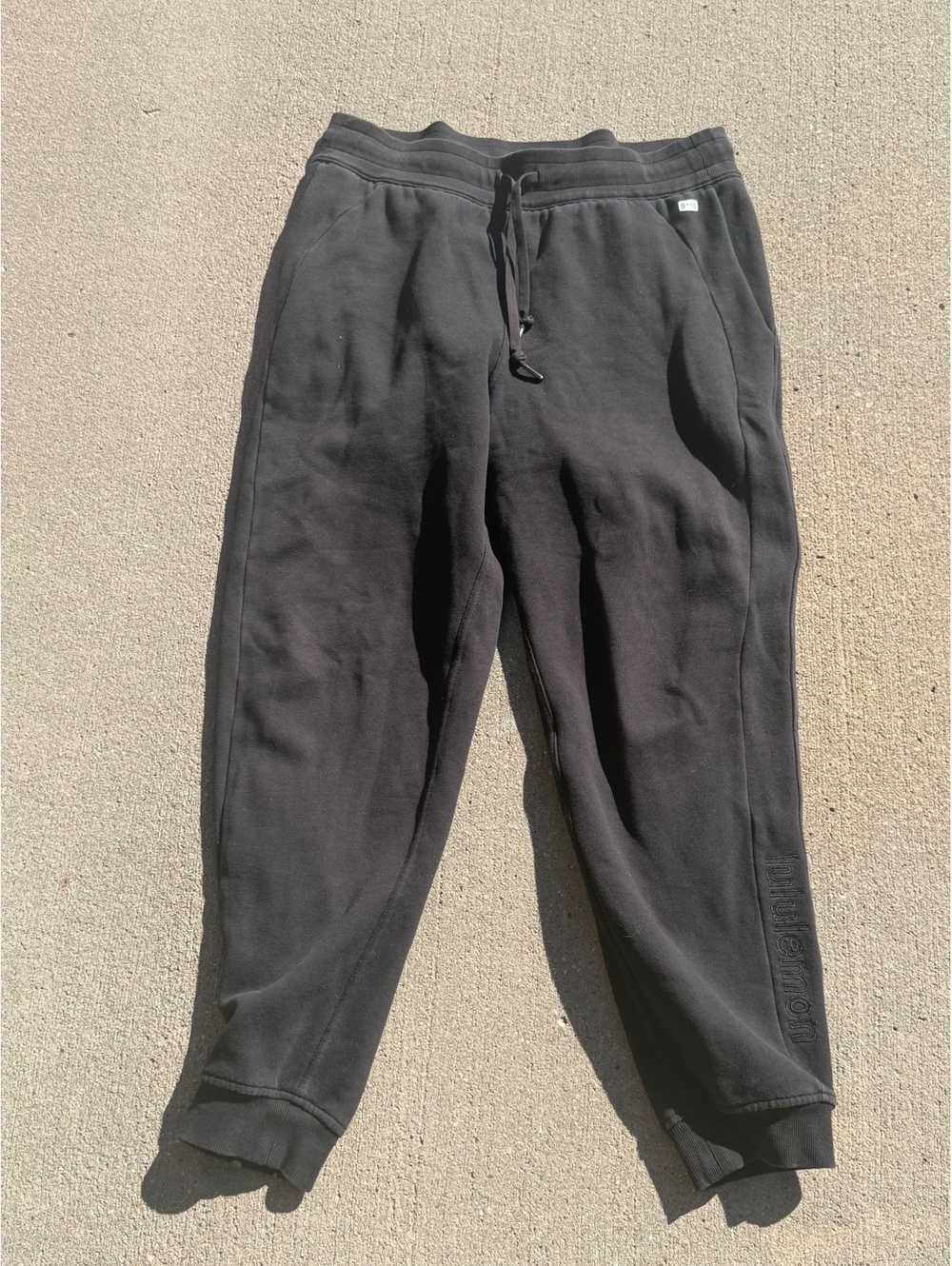 Lululemon women’s Black scuba Jogger Sweatpants Size 12